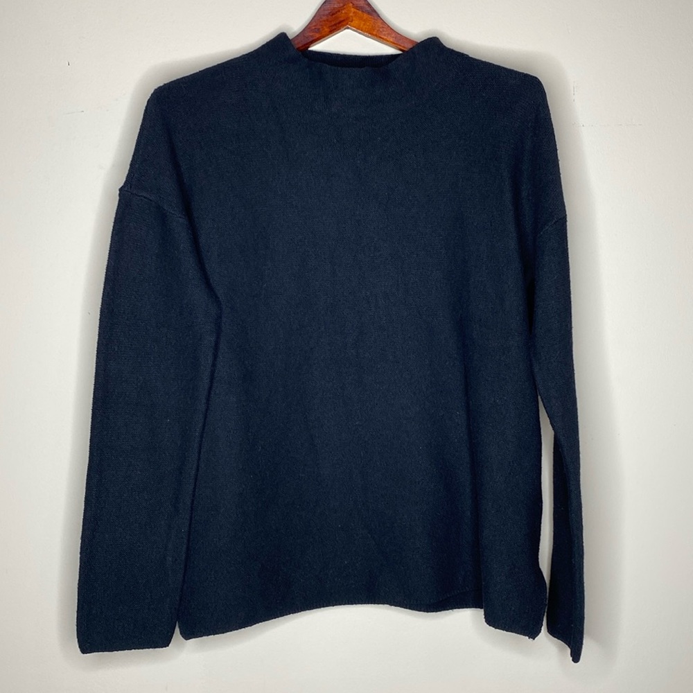 J. Jill Moorland Funnel Neck Sweater Size Small Black Knit with side slits NWT